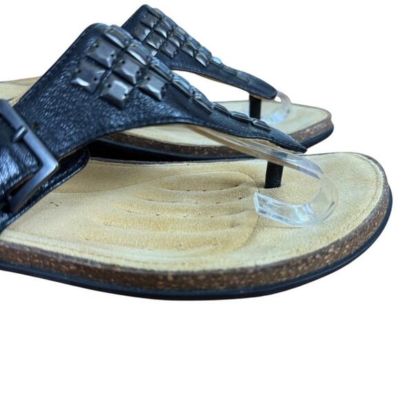 Clarks Unstructured Undrizzle Studded Leather Thongs Comfort Sandals Shoes 7.5 - Picture 13 of 16